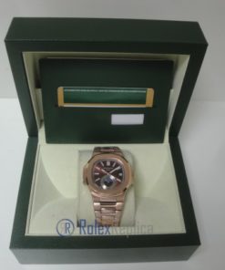 Alternative view of patek philippe replica nautilus rose gold moon phase 5712 orologio imitazione