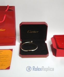 Alternative view of Cartier replica gioiello bracciale juste un clou oro giallo pavè diamond